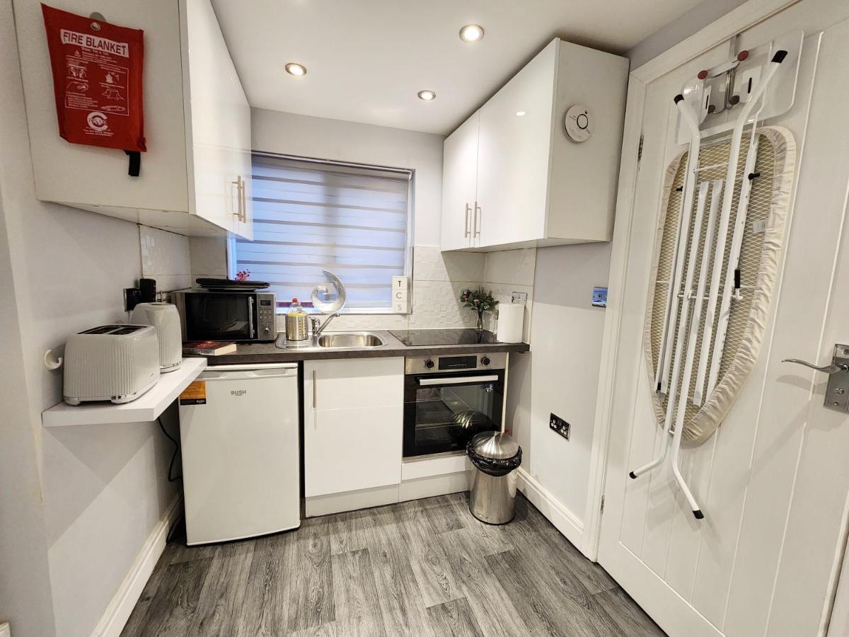 Studio Apartment The Den 콘부룩 외부 사진